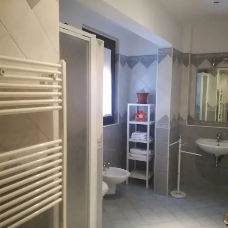 Yawhome * Boloňa